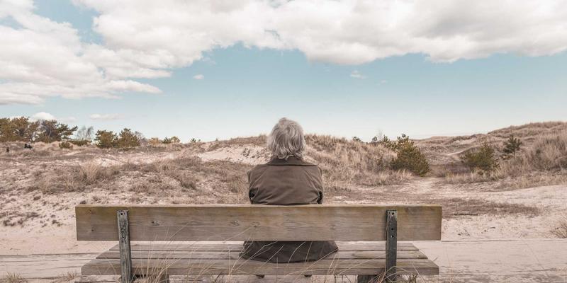 事件驱动新范式：无服务器计算如何重塑工业云应用架构